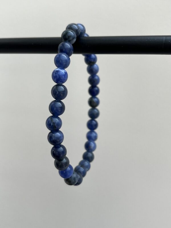 Kogelarmband Sodaliet (6 mm)
