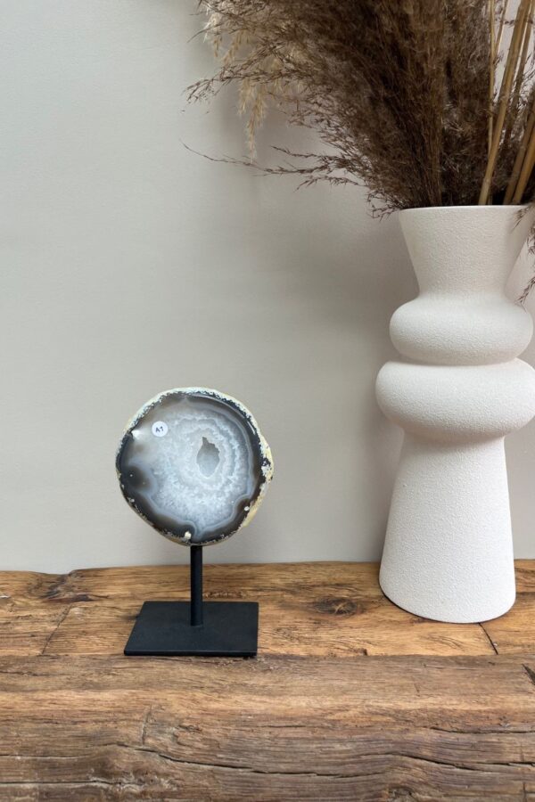 Agaat Geode op Standaard - L | A1